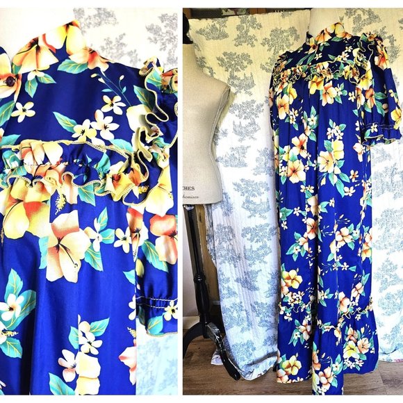 Size XL Vintage 1980s Hawaiian Ruffled Night Gown - Picture 1 of 11